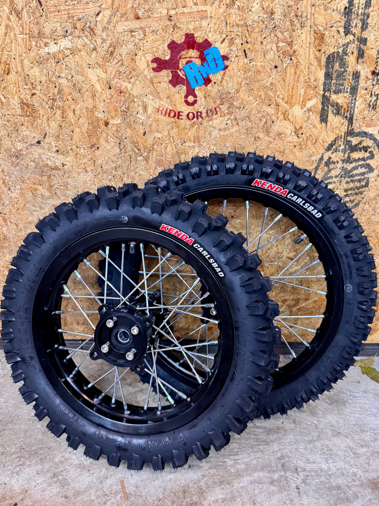 Razor MX or SX 12" Rear Pitbike Wheel Kit